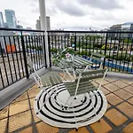 Nice Room Close To City231